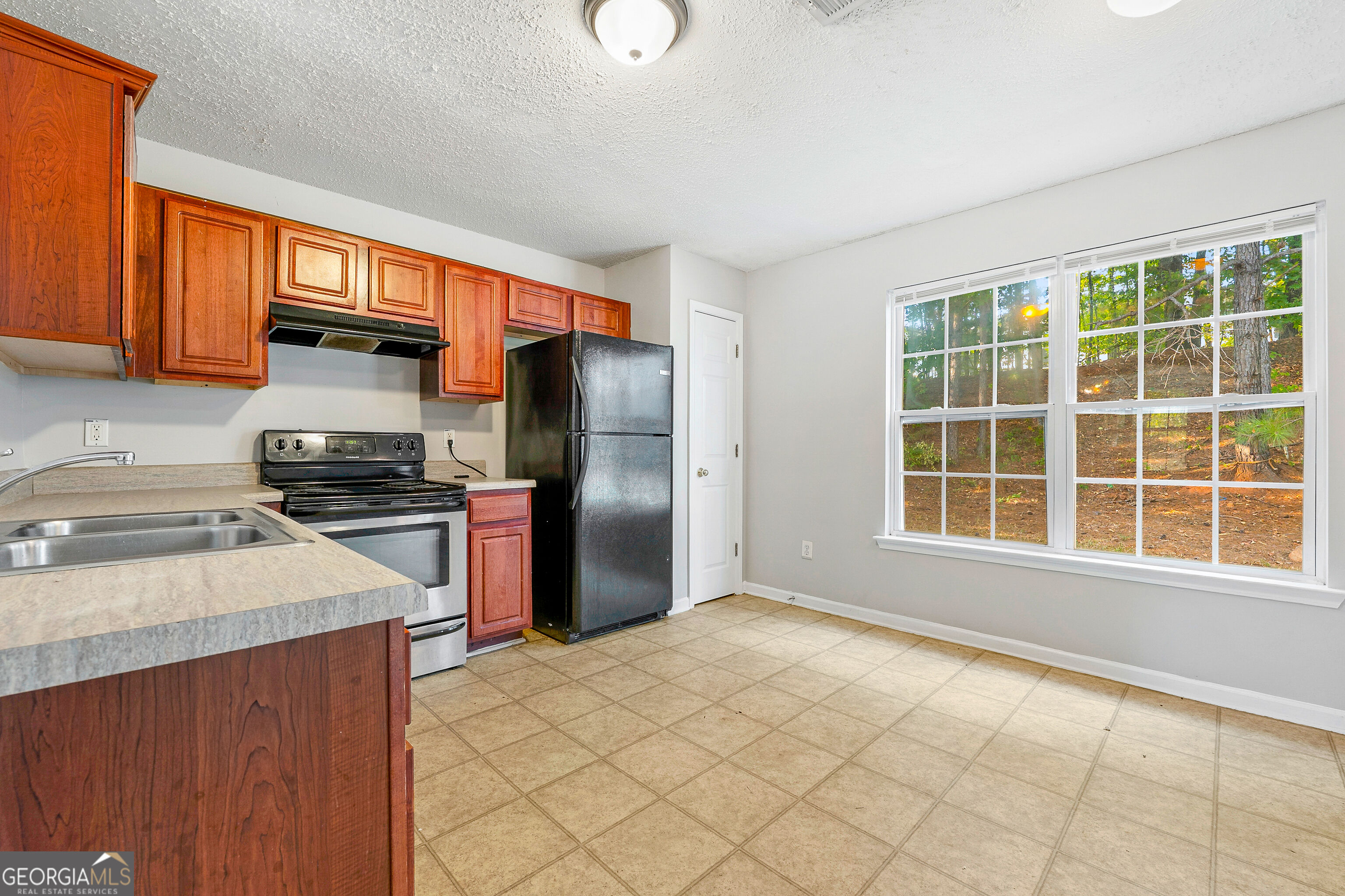524 Jaclyn Circle Property Photo 12