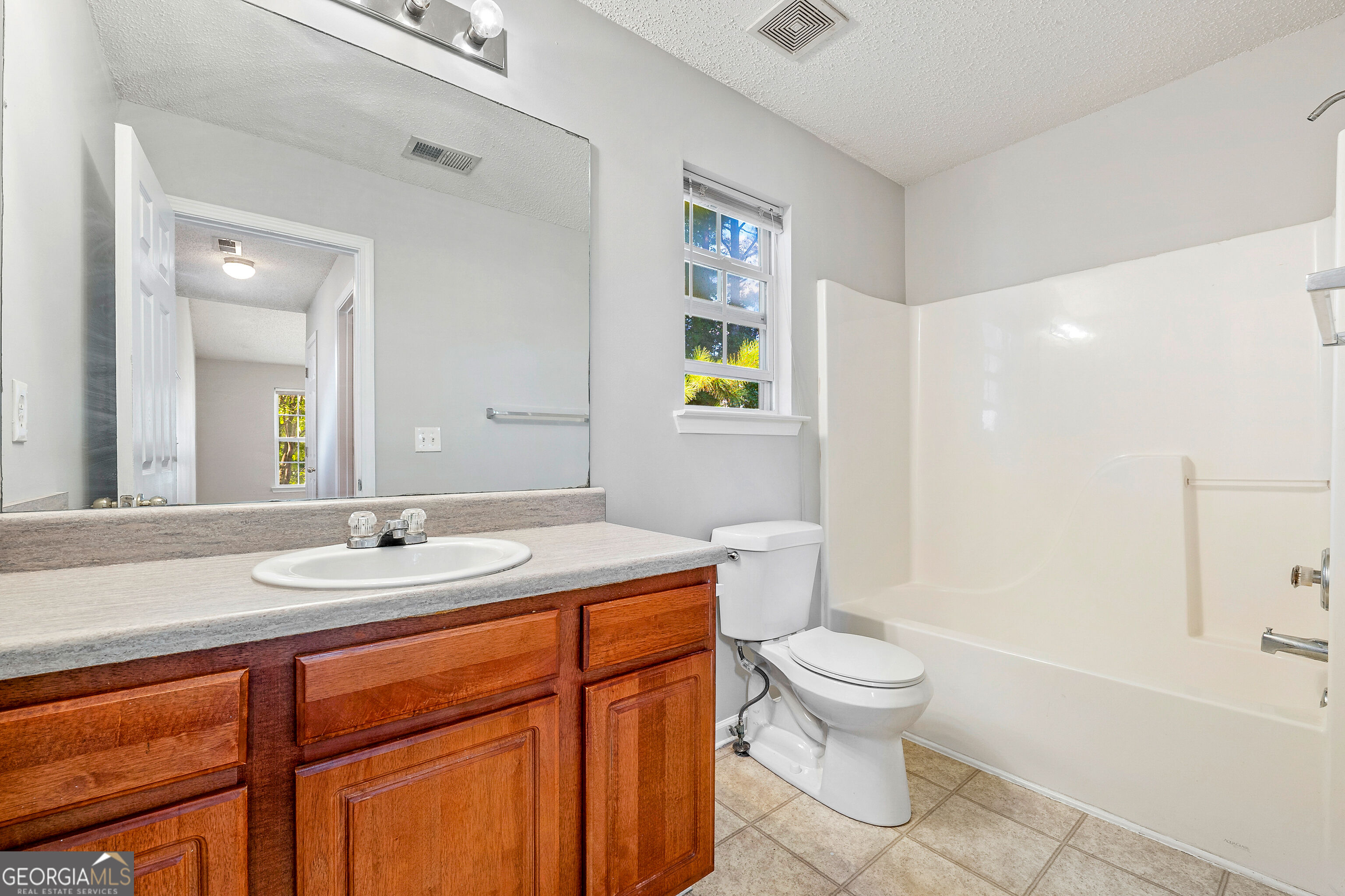 524 Jaclyn Circle Property Photo 20