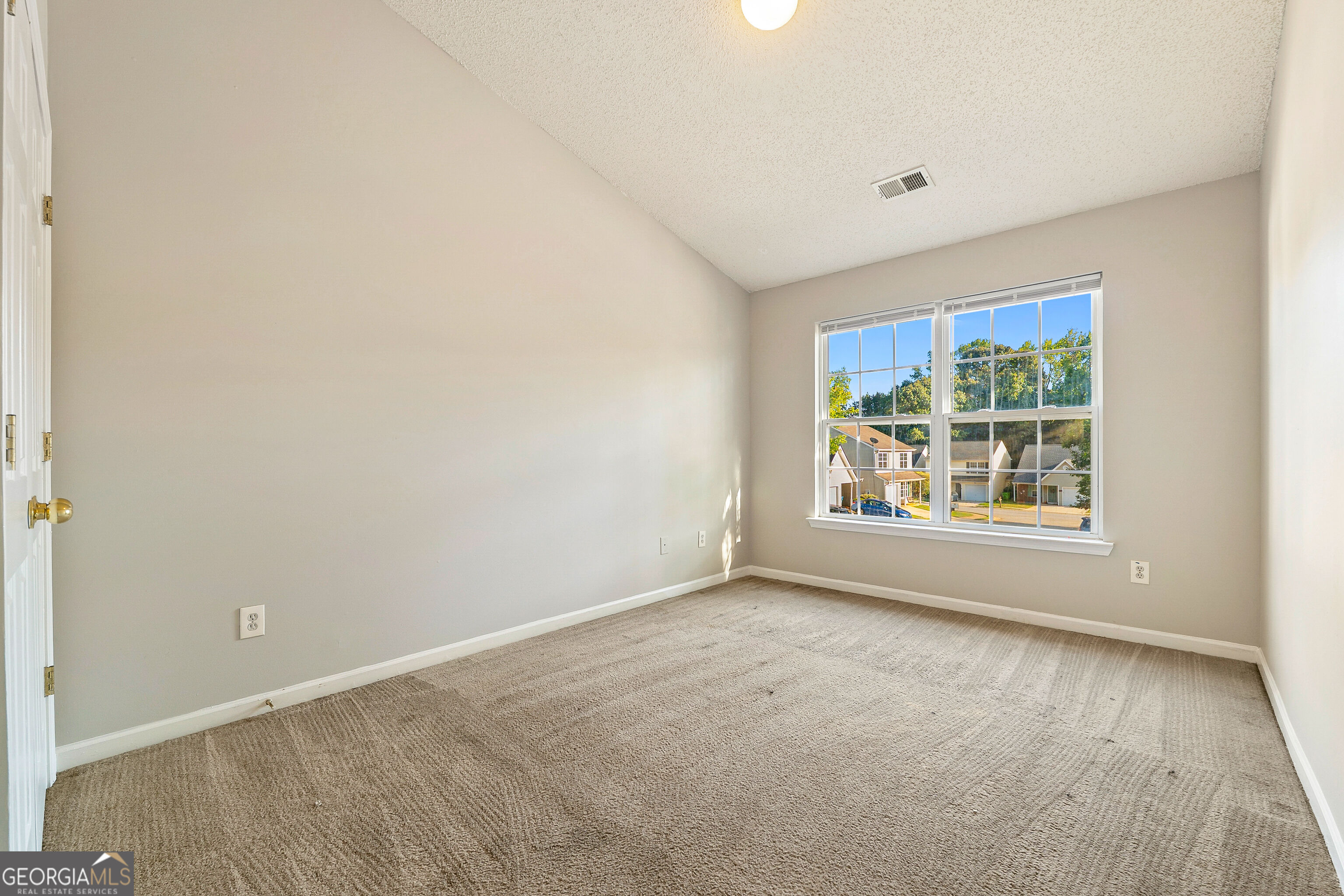 524 Jaclyn Circle Property Photo 23
