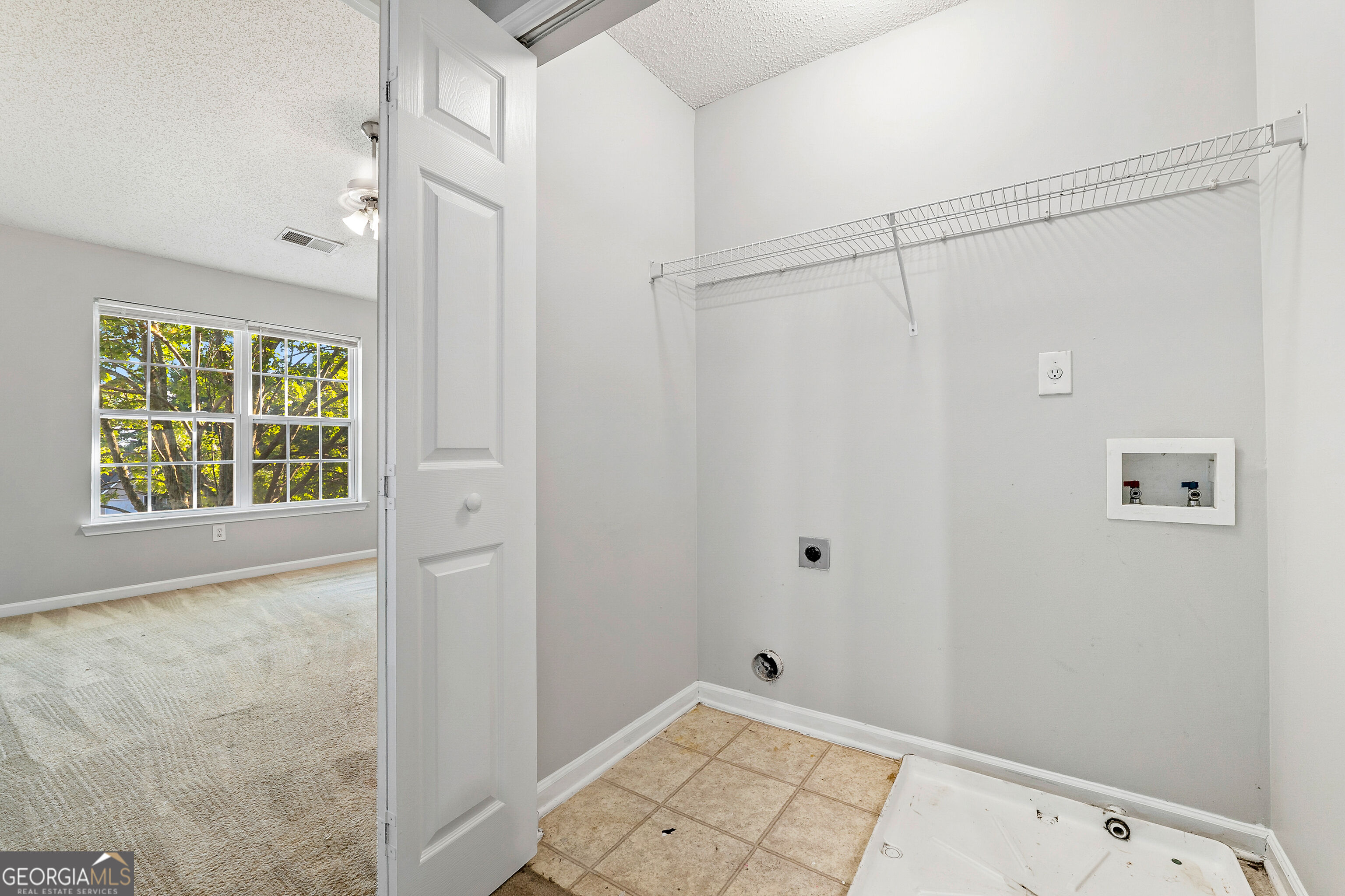 524 Jaclyn Circle Property Photo 26