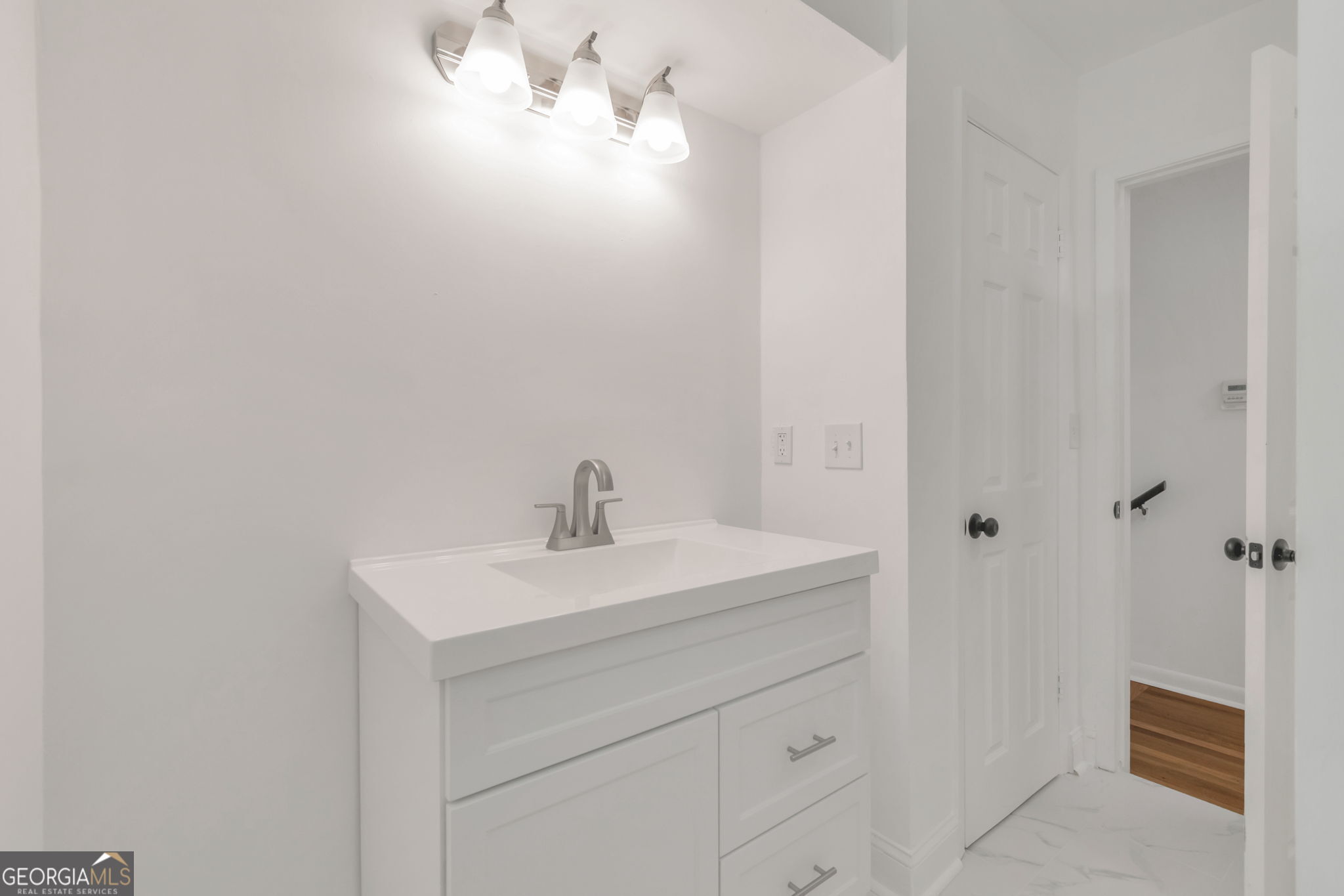 2616 Hawthorne Drive Ne Property Photo 13