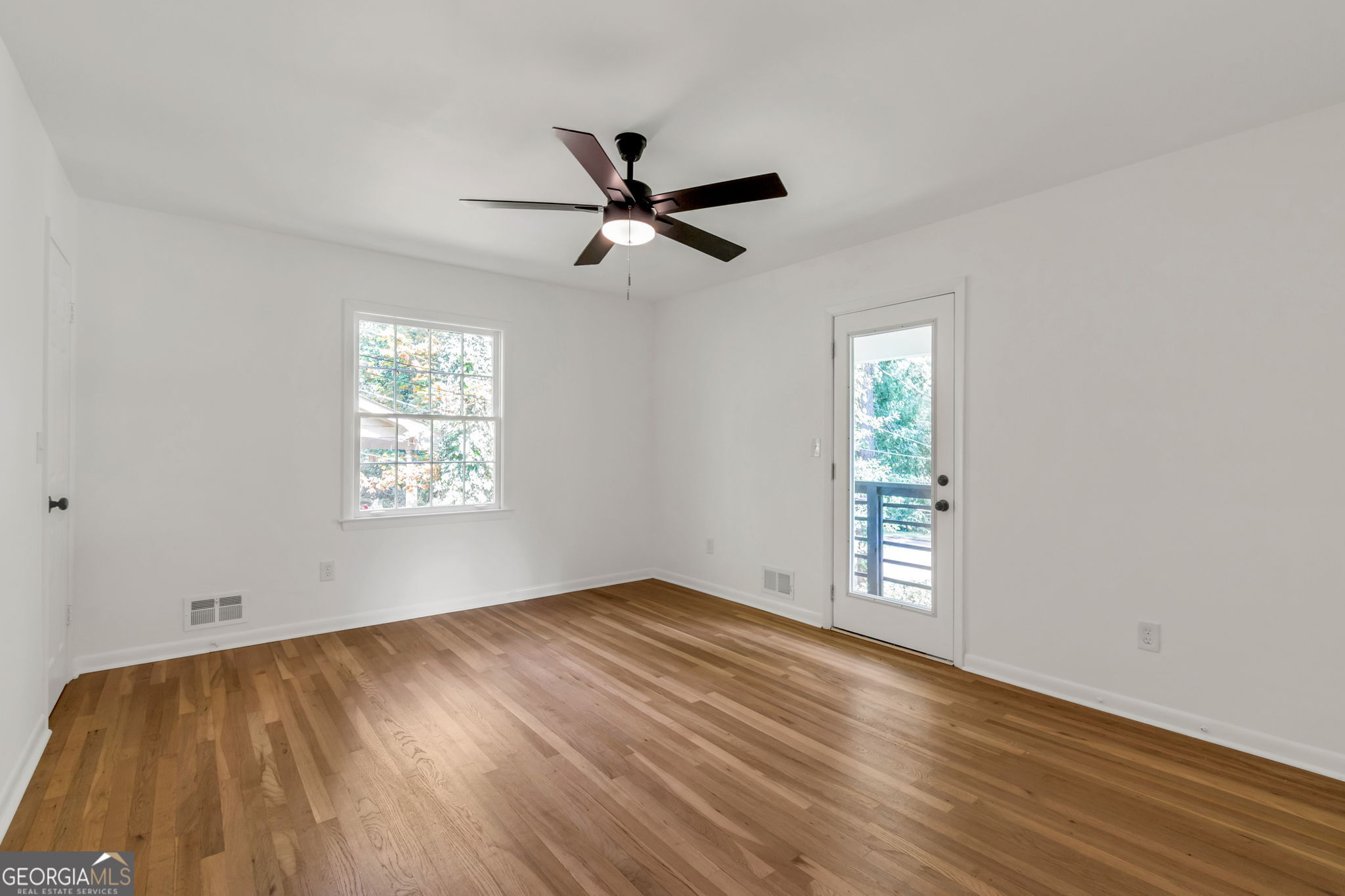 2616 Hawthorne Drive Ne Property Photo 15