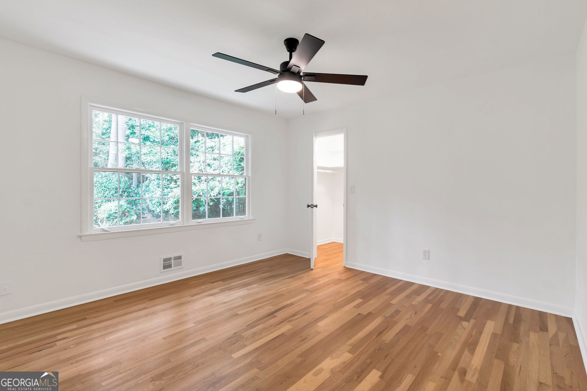 2616 Hawthorne Drive Ne Property Photo 19