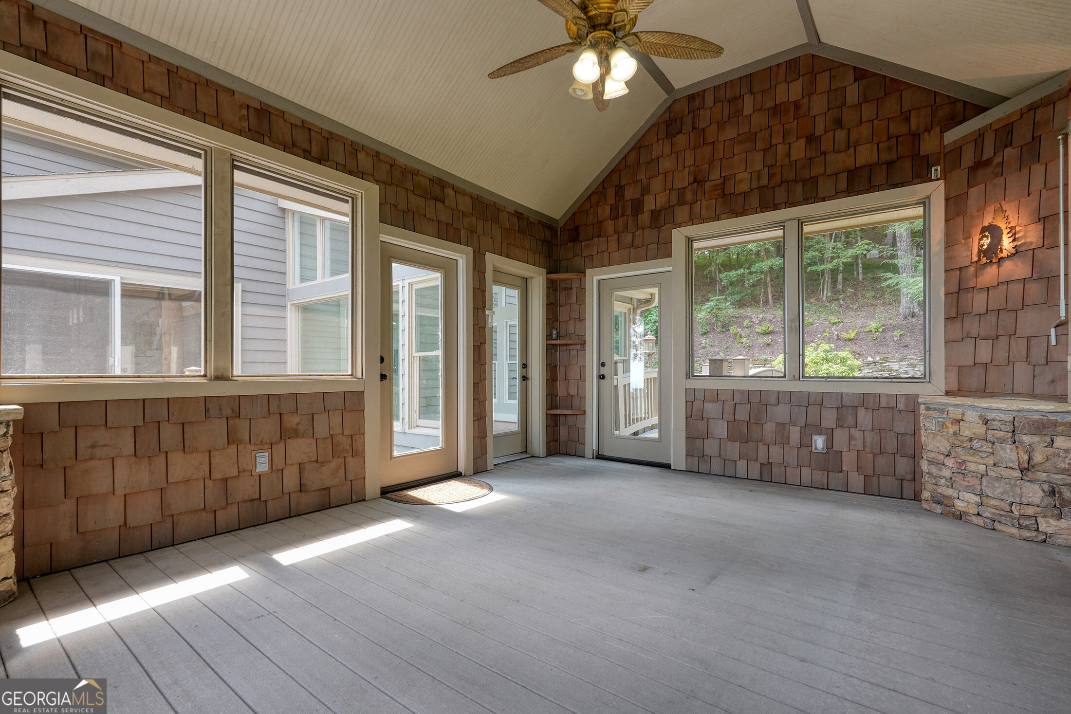73 Resting Bear Ridge Property Photo 28