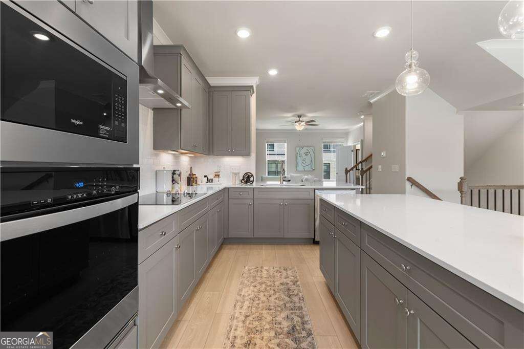 338 Allegro Bend Property Photo 12