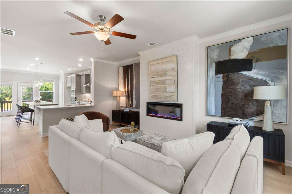 338 Allegro Bend Property Photo 18