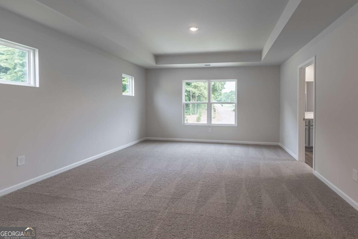 912 Stow Lane Property Photo 15