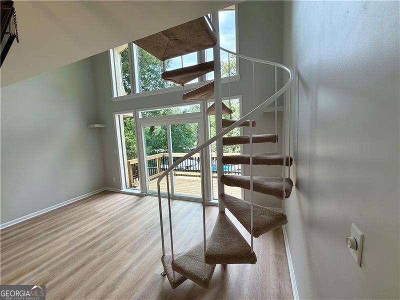 77 Adrian Place Nw Property Photo 2