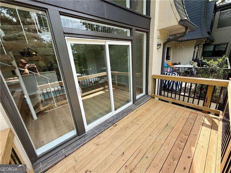 77 Adrian Place Nw Property Photo 14