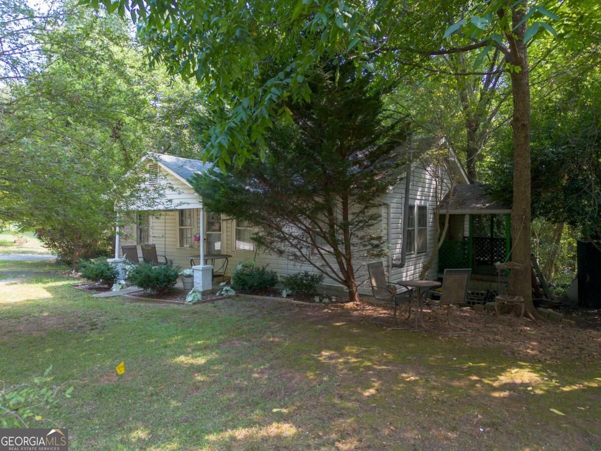 320 Pinecrest Road Property Photo 1