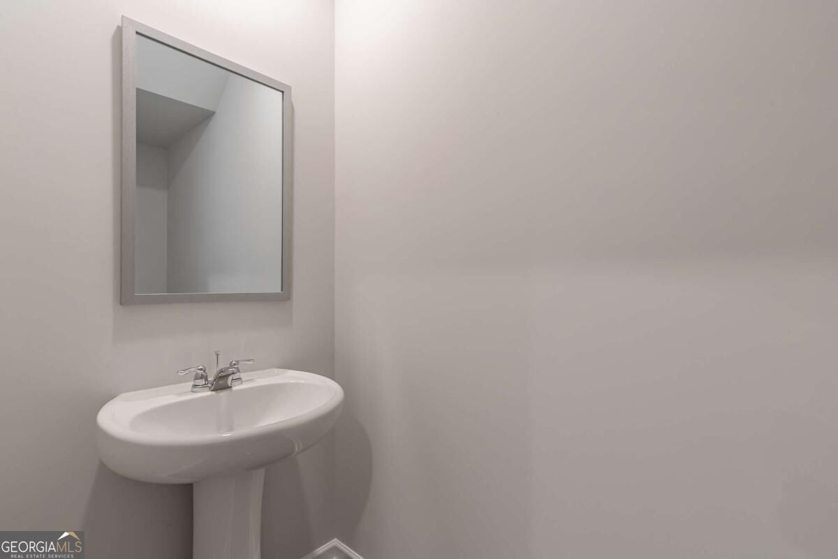 607 Cantor Way Property Photo 11