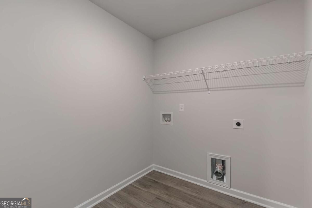 607 Cantor Way Property Photo 21