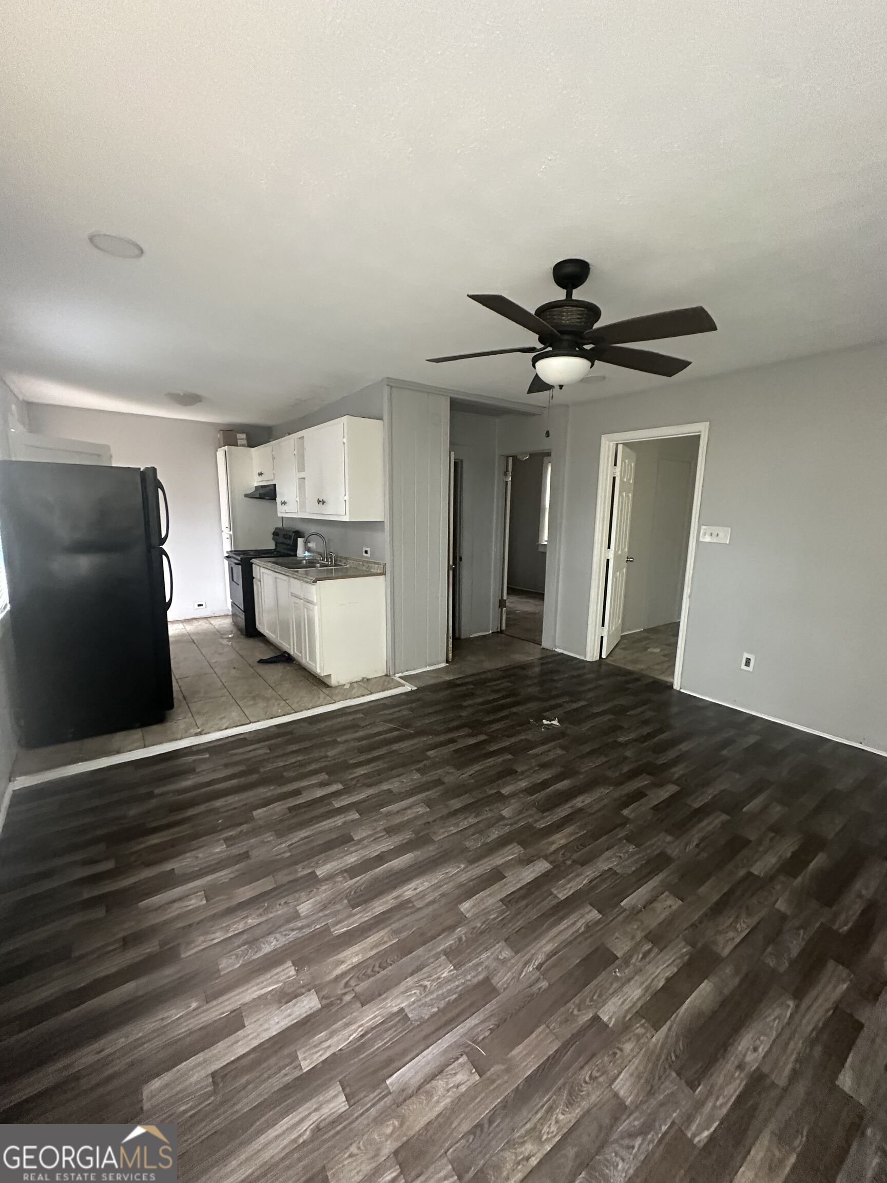 1126 Brentwood Avenue Property Photo 4