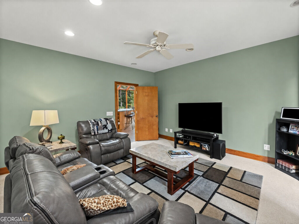 2320 Kitfox Circle Property Photo 24