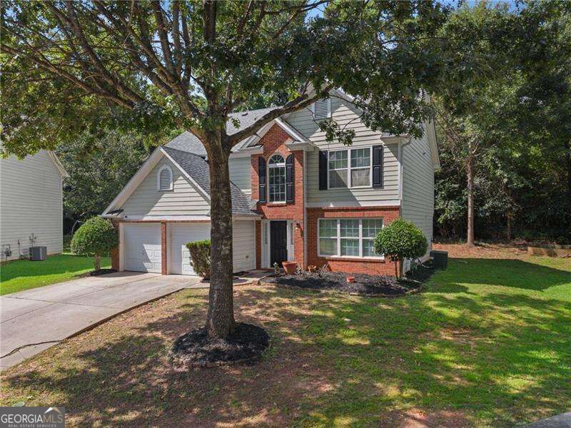 1442 Hampton View Court Property Photo 3