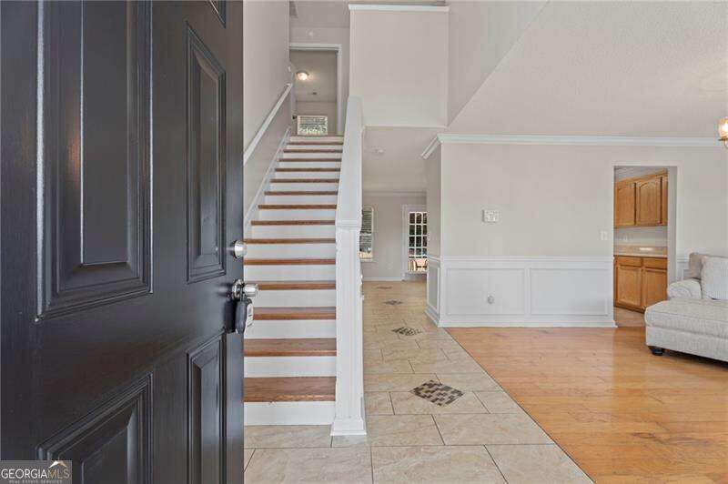 1442 Hampton View Court Property Photo 4
