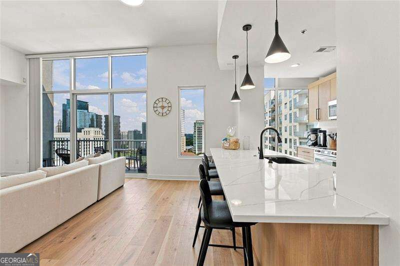 950 W Peachtree Street Nw # 2009 Property Photo 6
