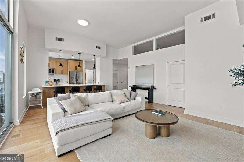 950 W Peachtree Street Nw # 2009 Property Photo 11