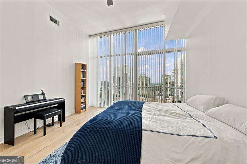 950 W Peachtree Street Nw # 2009 Property Photo 24