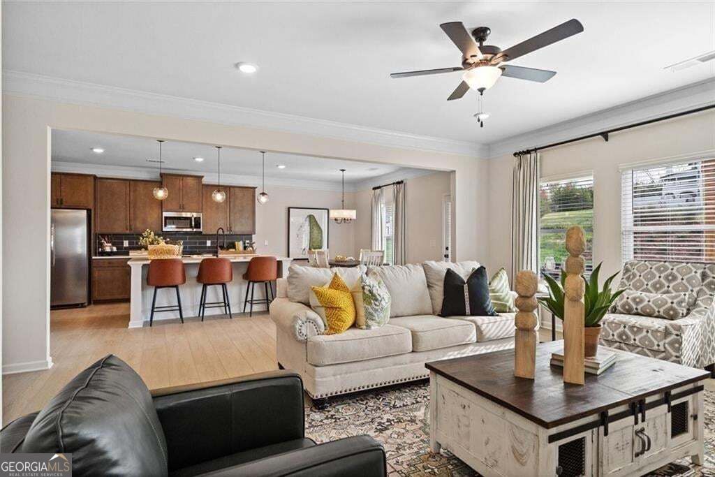 161 Hadley Way Property Photo 8