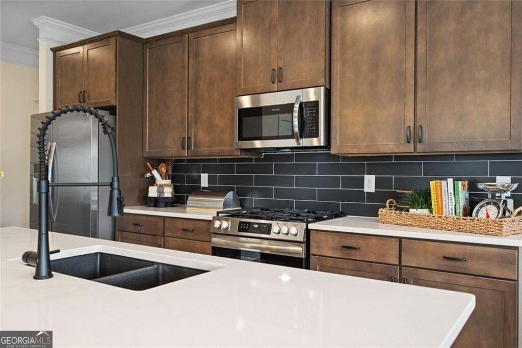 161 Hadley Way Property Photo 12