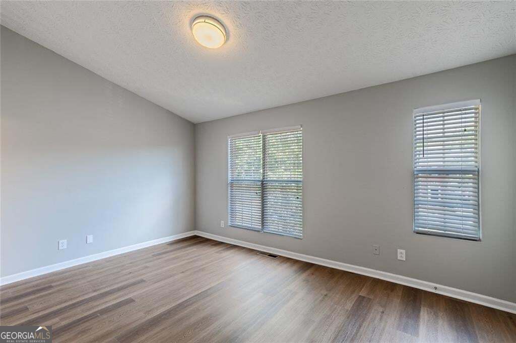 5550 Strathmoor Manor Circle Property Photo 13
