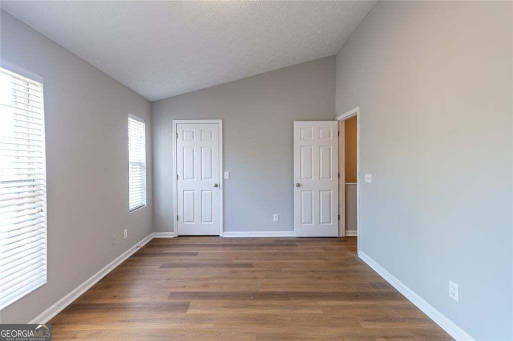 5550 Strathmoor Manor Circle Property Photo 17