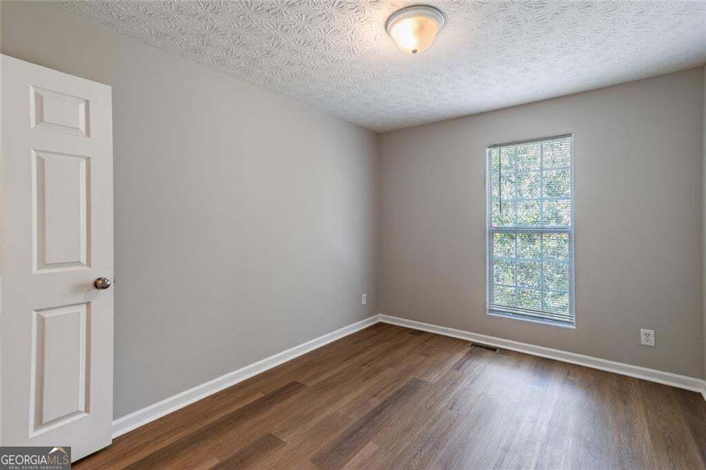 5550 Strathmoor Manor Circle Property Photo 18
