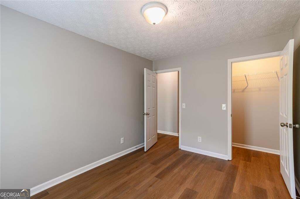 5550 Strathmoor Manor Circle Property Photo 19