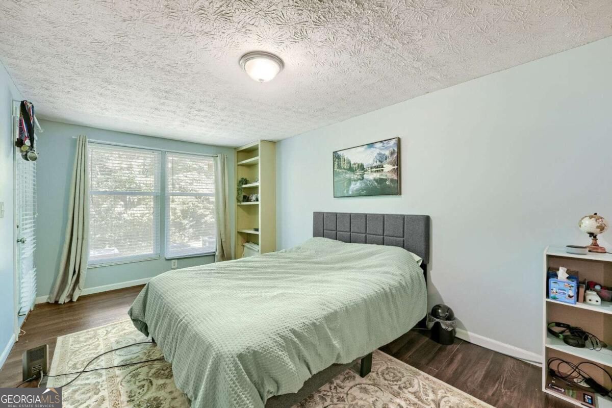 6351 Wedgeview Court Property Photo 11