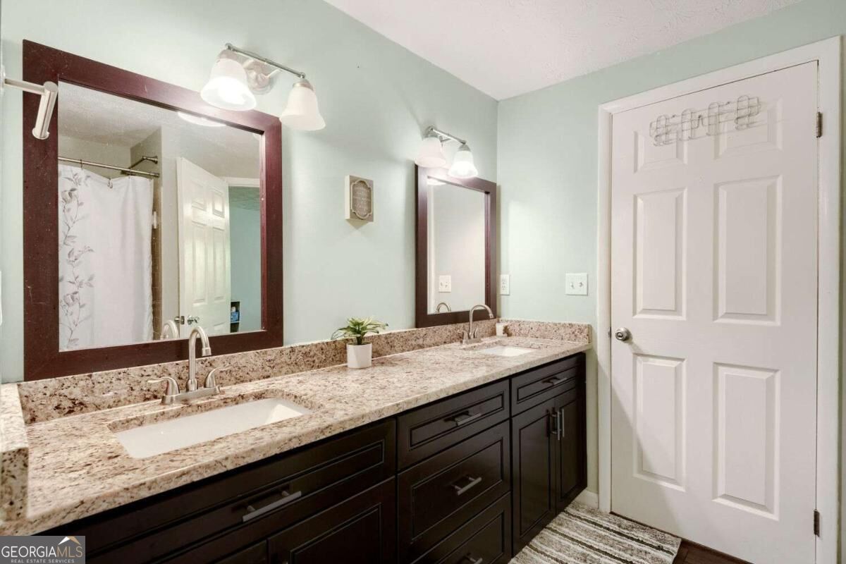 6351 Wedgeview Court Property Photo 13