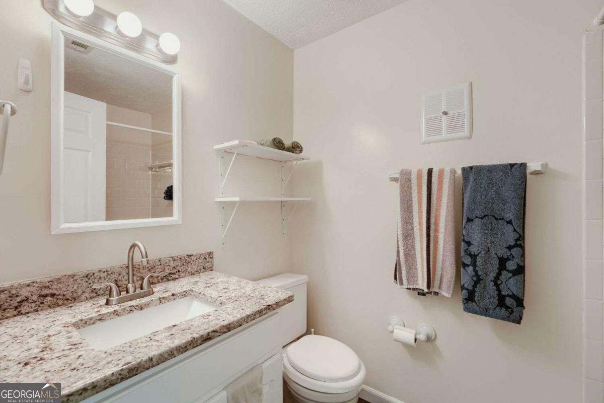 6351 Wedgeview Court Property Photo 16