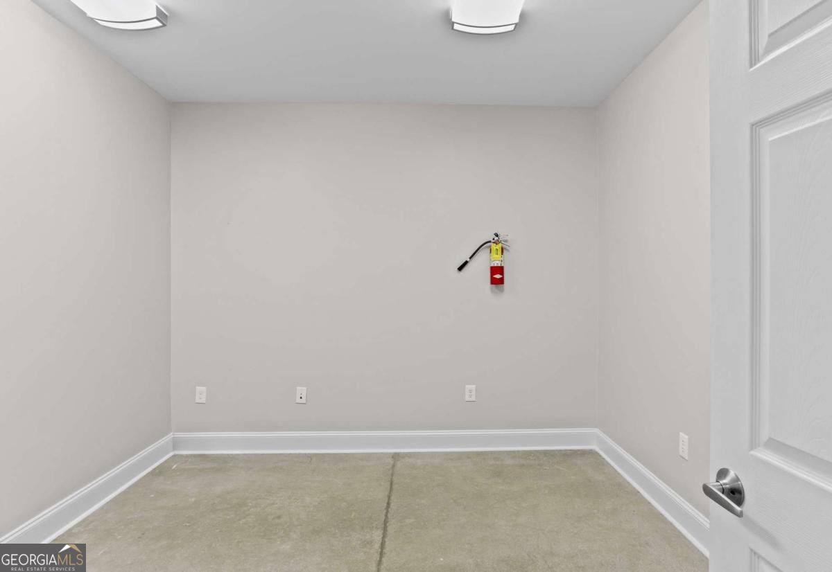 1085 Powers Place # A Property Photo 8