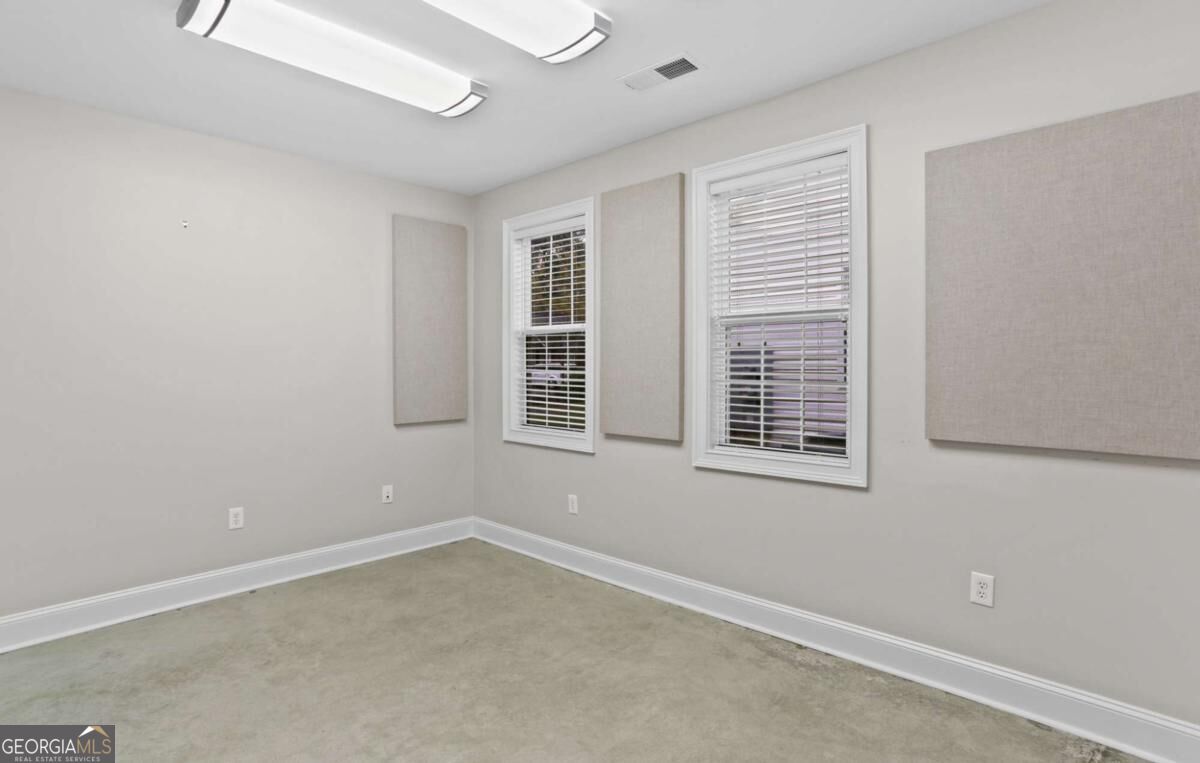 1085 Powers Place # A Property Photo 14