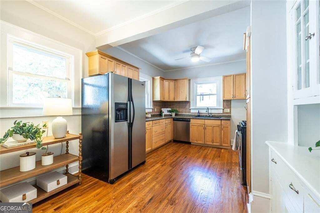 1066 United Avenue Se Property Photo 14