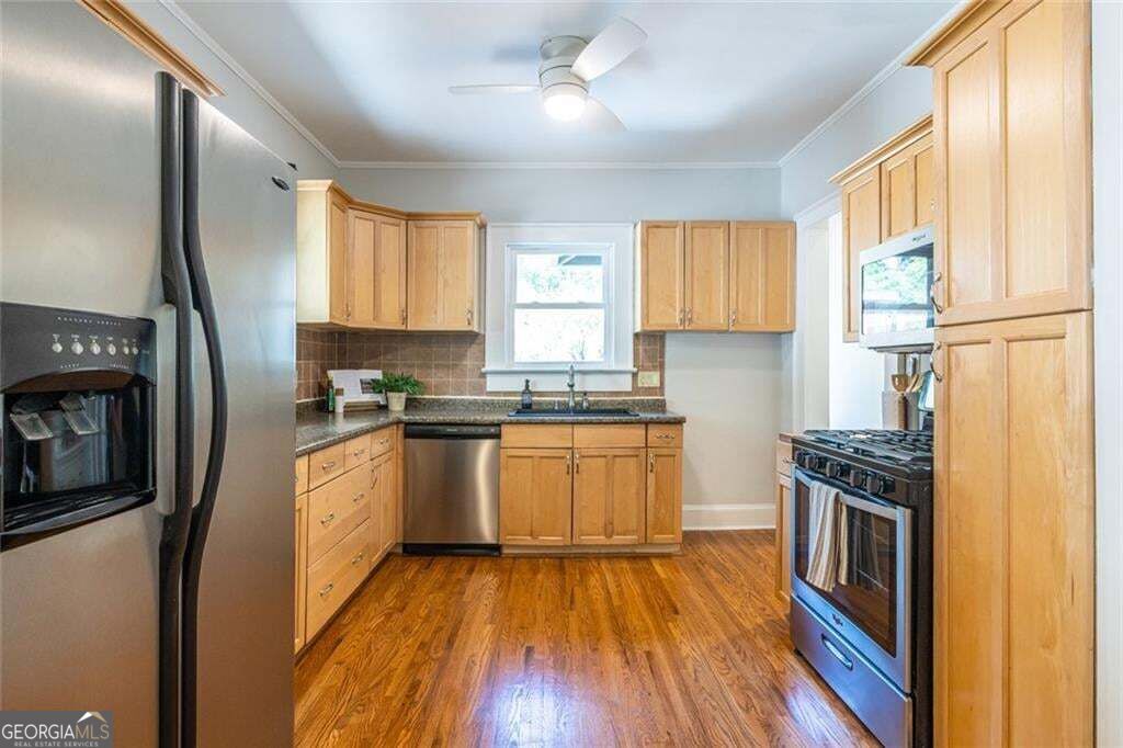 1066 United Avenue Se Property Photo 16