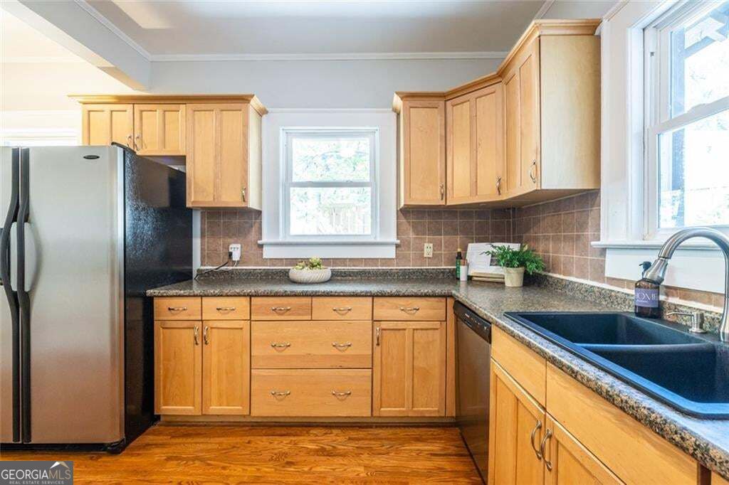 1066 United Avenue Se Property Photo 18