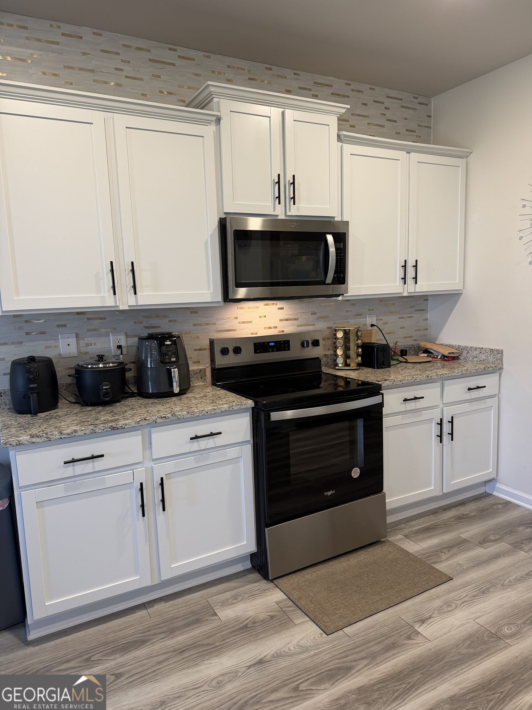 129 Avondale Boulevard Property Photo 14