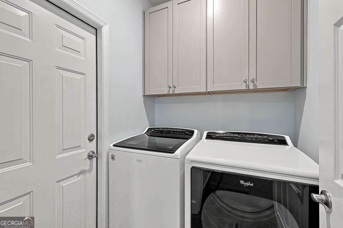 105 E Commons Drive Property Photo 28