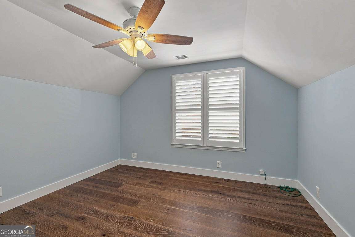 105 E Commons Drive Property Photo 32