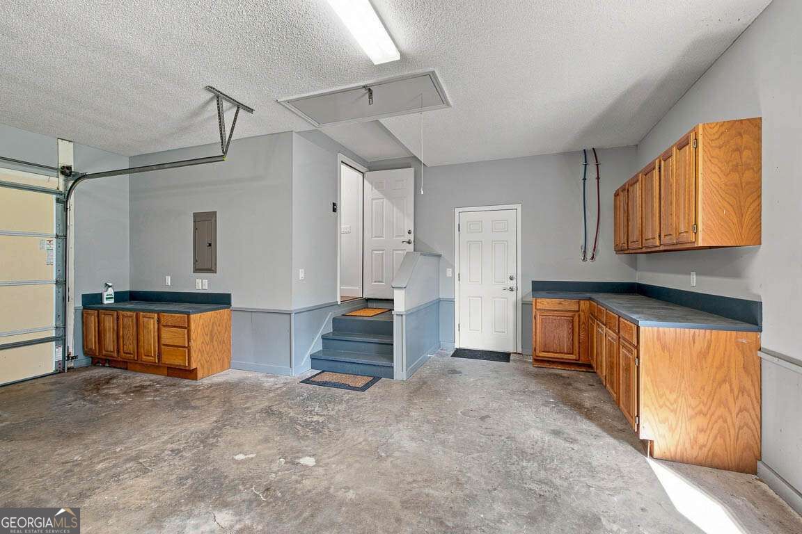 105 E Commons Drive Property Photo 39