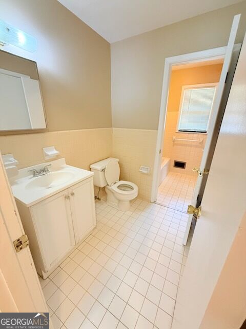 1204 Edgewood Drive Property Photo 6