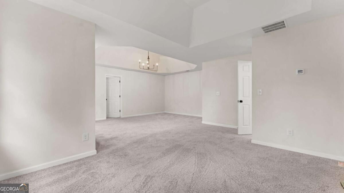 5665 Kennemore Drive Property Photo 19
