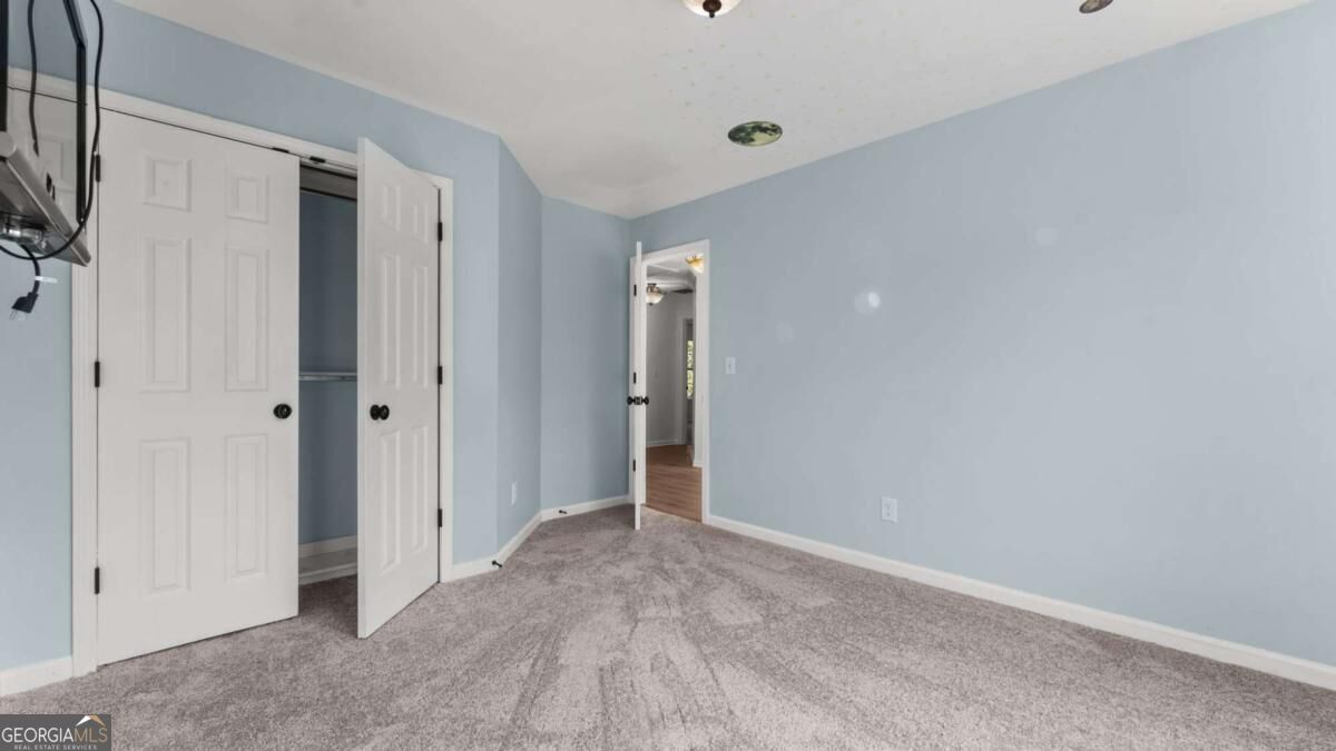 5665 Kennemore Drive Property Photo 23