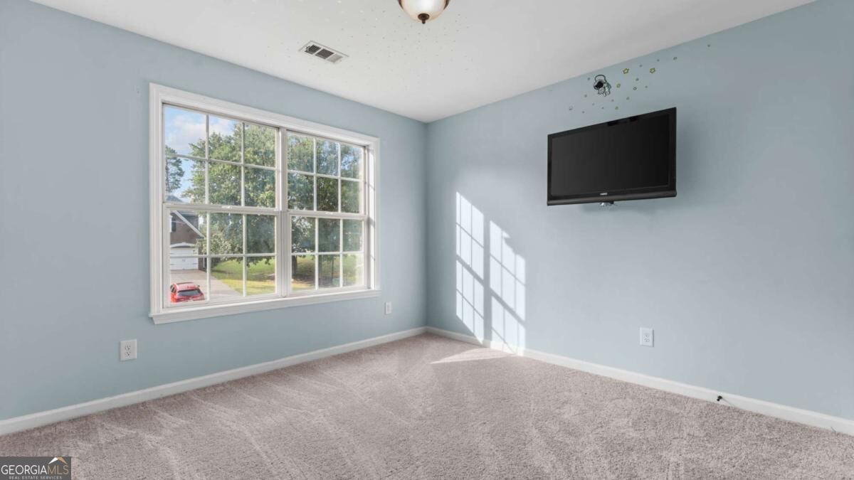 5665 Kennemore Drive Property Photo 24