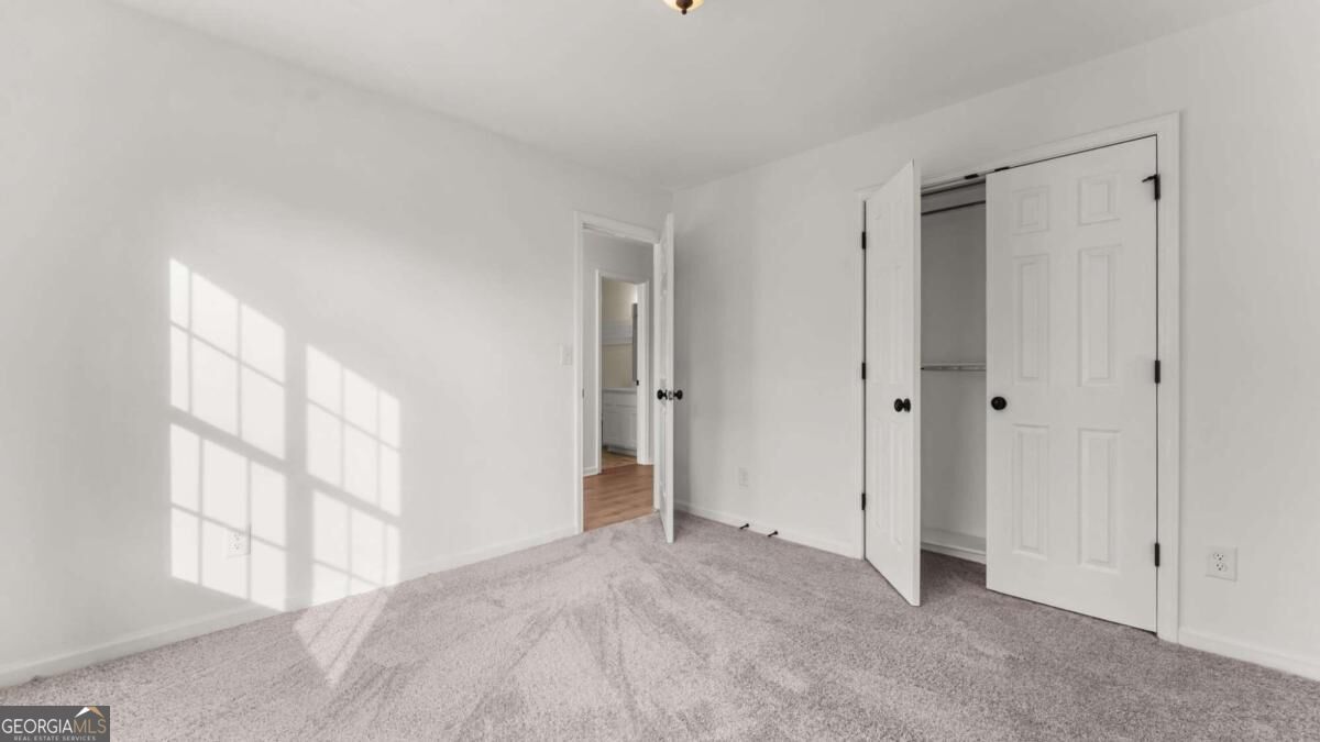 5665 Kennemore Drive Property Photo 27