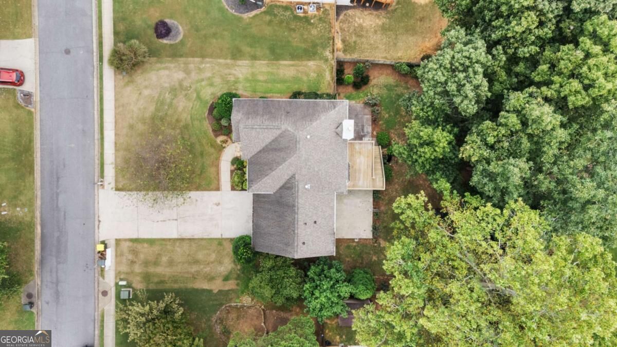 5665 Kennemore Drive Property Photo 43