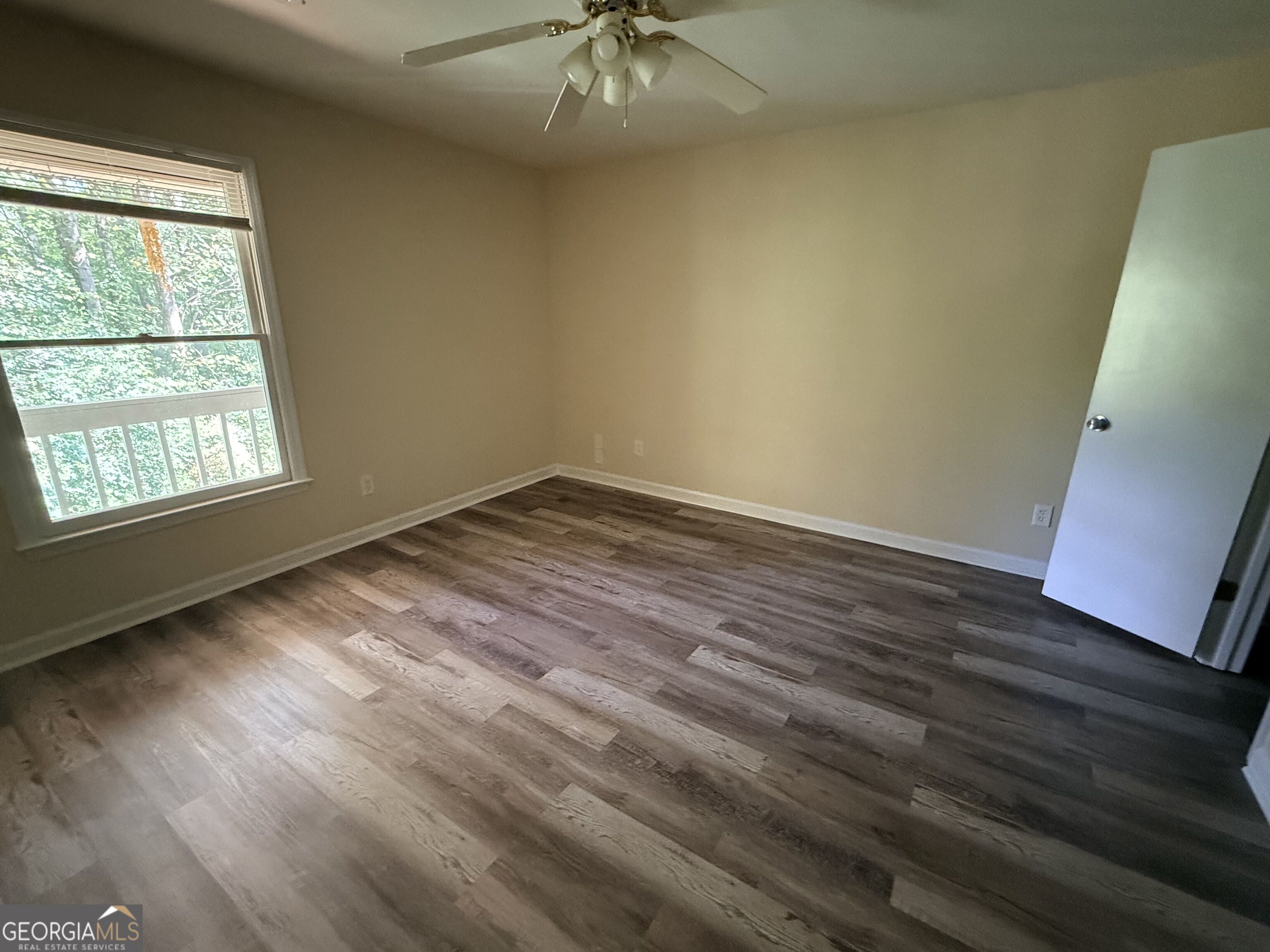 1580 Oakpointe Drive Sw # H Property Photo 9