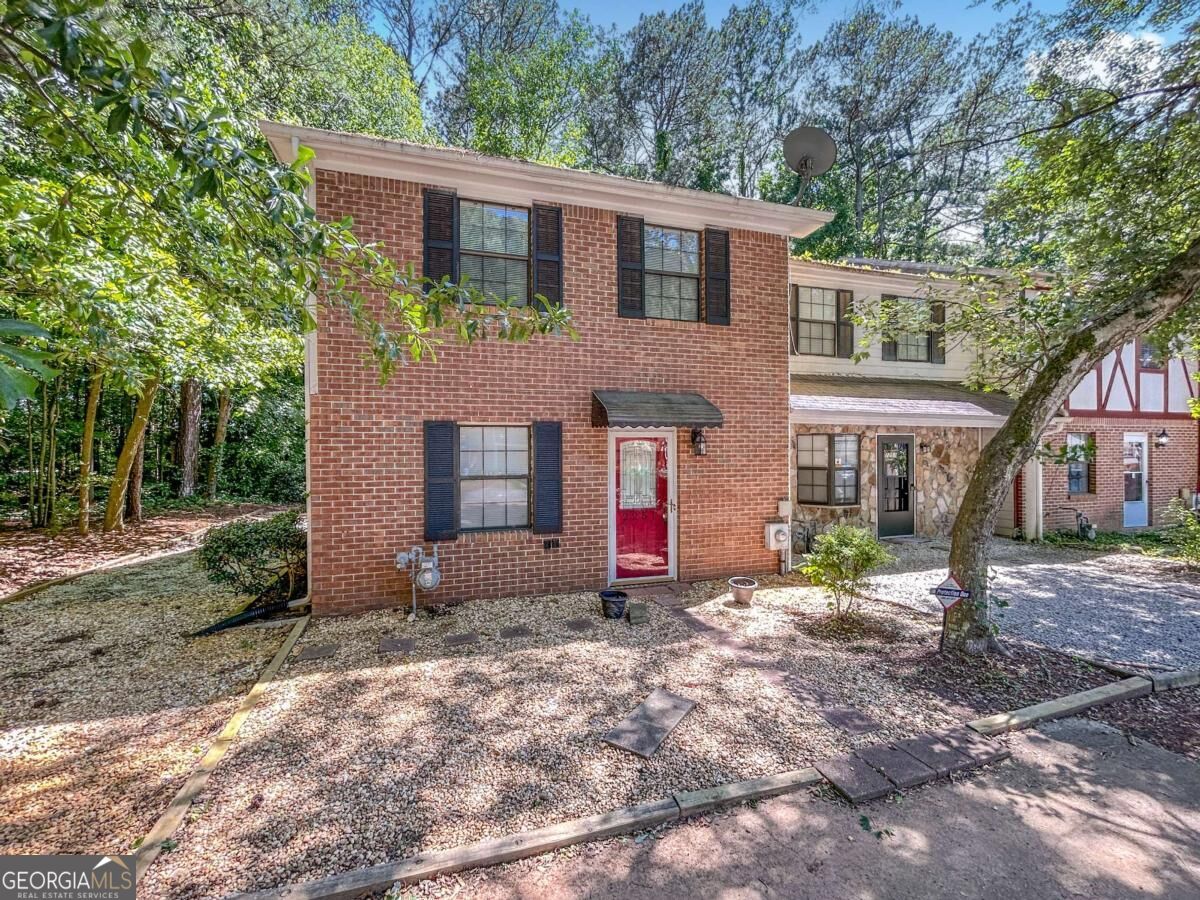 2251 Salt Springs Place Property Photo 2