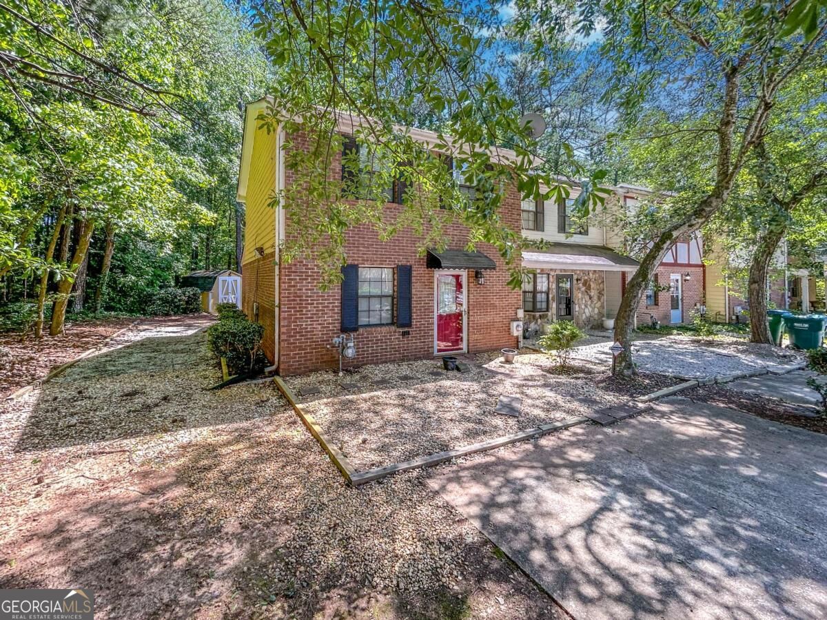 2251 Salt Springs Place Property Photo 4